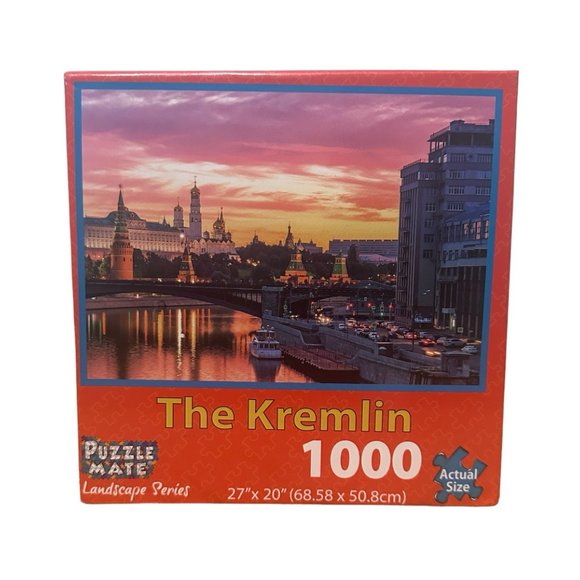 The Kremlin Jigsaw Puzzle 1000 Piece Puzzle 27 x 20 Inches - Picture 1 of 5